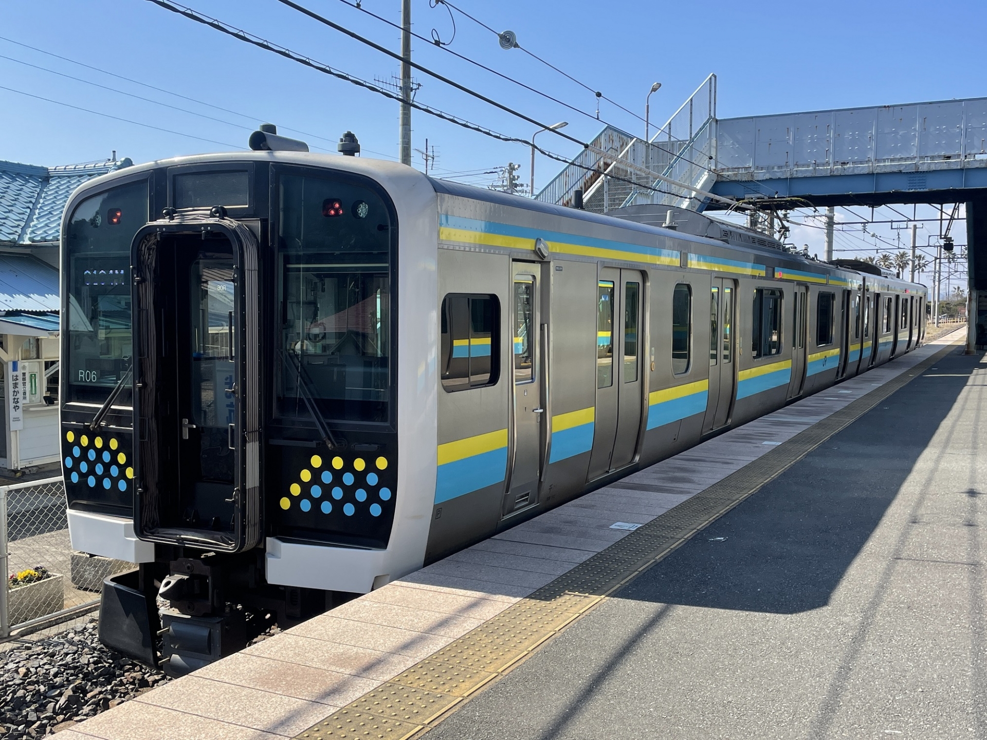 電車・鉄道クイズ（E131系）